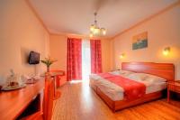 Fried Castle Hotel at Simontornya - special package price including romantic picnic