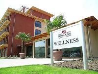 Hotel Azur Conference and Wellness Hotel in Siófok aan het Balatonmeer ✔️ Hotel Azur Siofok**** ✔️ Wellnesshotel Azúr in Siófok - 